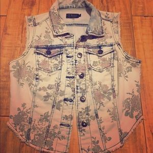 Flowered Jean vest